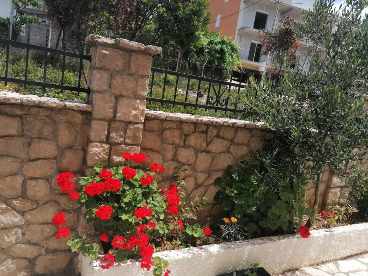 Apartments Lux Lukic Utjeha Kültér fotó